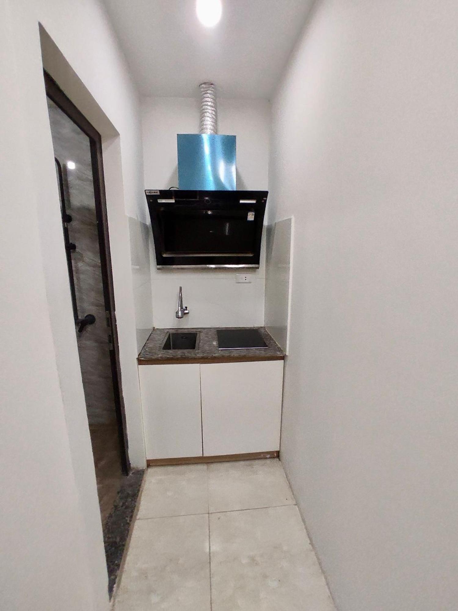 Era Apartment Ham Long Hanoï Extérieur photo